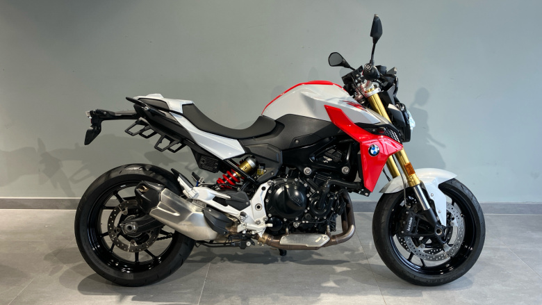 BMW F900 R A2